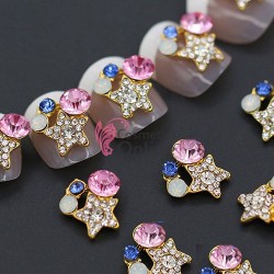 Decoratiuni 3D Metalice 188 Stelute Aurii cu Stras 